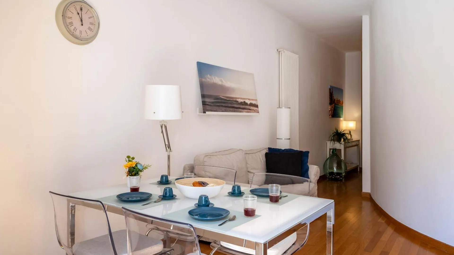 Dimora Del Teatro Sightly Apartment Μπάρι Ιταλία