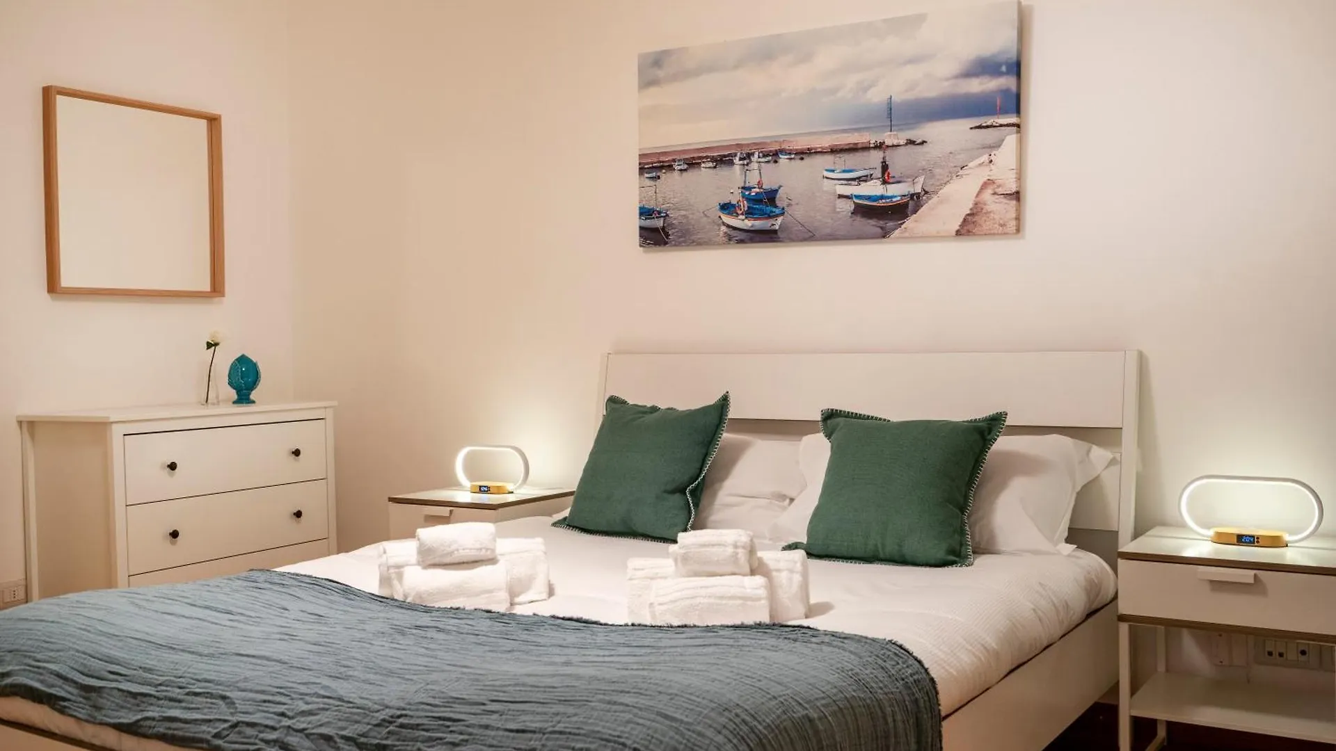 Dimora Del Teatro Sightly Apartment Μπάρι